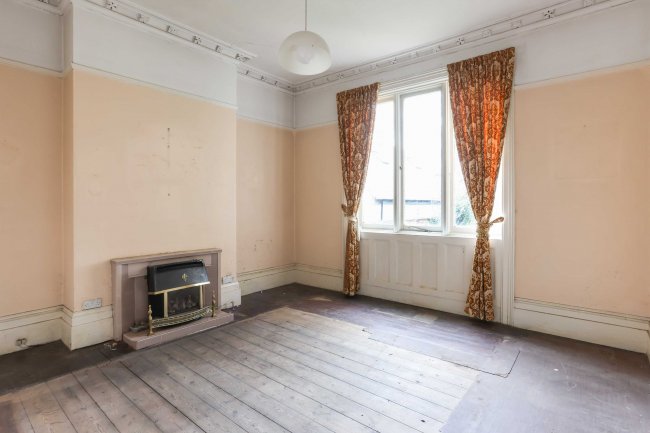 Elm Villa, 49 London Road, Cheltenham, GL52 6HE 8