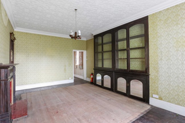 Elm Villa, 49 London Road, Cheltenham, GL52 6HE 8