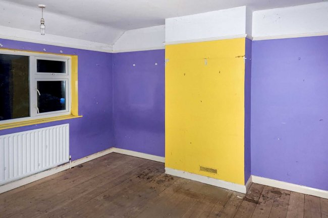 14 Elizabeth Way, Stoke Poges, Slough, SL2 4LQ
 6