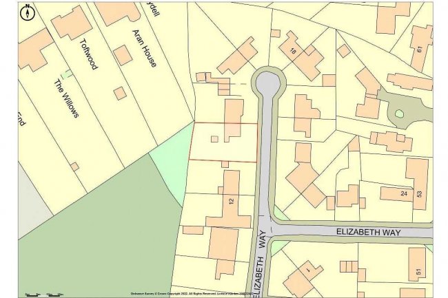 14 Elizabeth Way, Stoke Poges, Slough, SL2 4LQ
 6