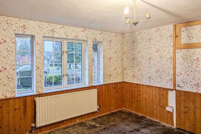 10 Vine Road, Stoke Poges, Slough, SL2 4DP 7