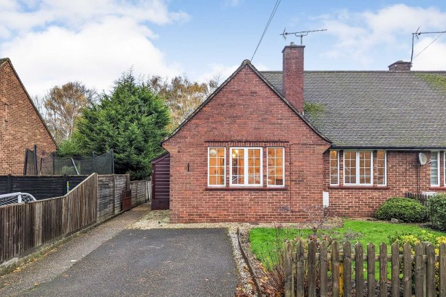 10 Vine Road, Stoke Poges, Slough, SL2 4DP 7