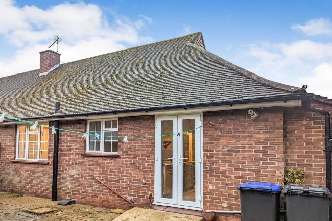 10 Vine Road, Stoke Poges, Slough, SL2 4DP 7