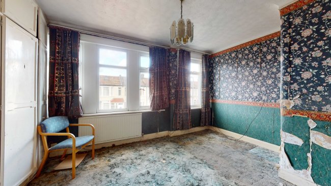 69 Norman Road, Ilford, Essex, IG1 2NH  7