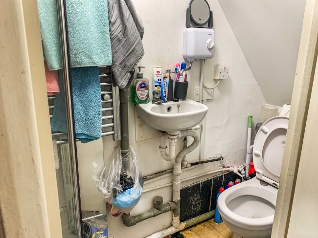 108a, Blackheath Road, London, SE10 8DA 
 6