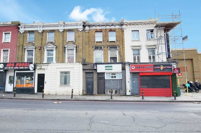 108, Blackheath Road, London, SE10 8DA 
 8