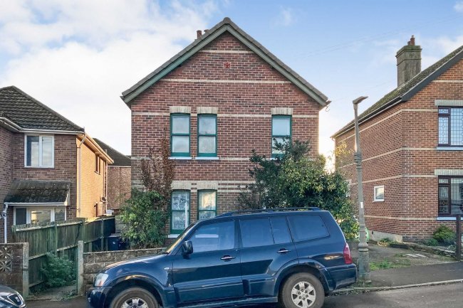 16 Acton Road, Wallisdown, Bournemouth, Dorset, BH10 4DW 1