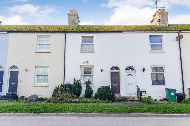 16 Beach Road, Newhaven, East Sussex, BN9 0DA 
 6