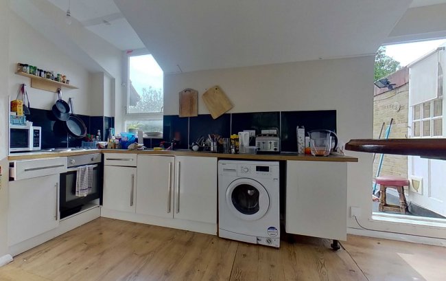 Royal Oak, 250 St Johns Way, Archway, London N19 3RJ 5