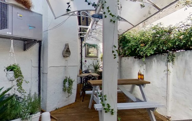 The Baring Arms, 55 Baring Street, London N1 3DS  3