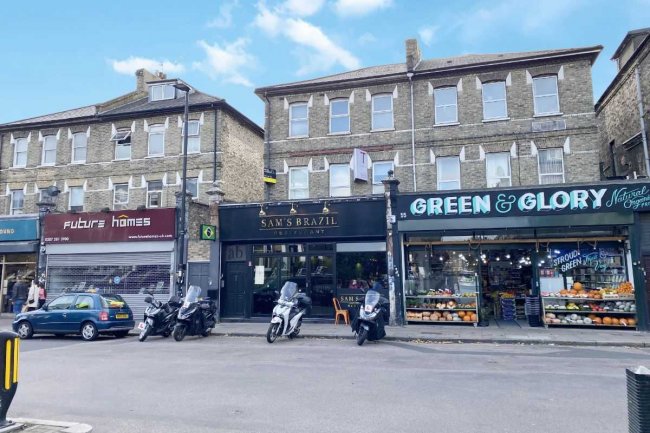 53 Stroud Green Road, Finsbury Park, N4 3EF  7