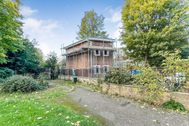Land rear of 20 Hendon Lane, Finchley, London, N3 1TR 2