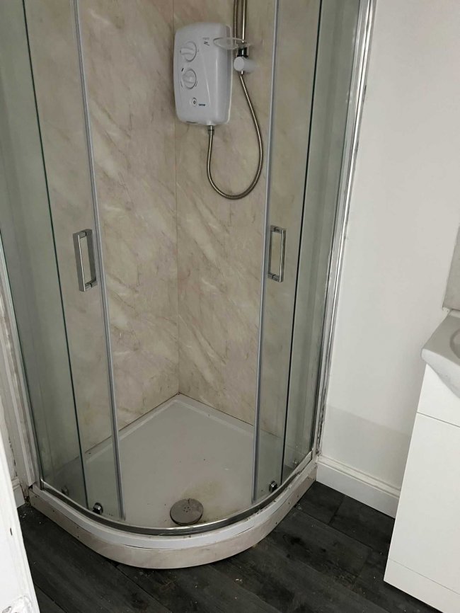 Land rear of 20 Hendon Lane, Finchley, London, N3 1TR 2