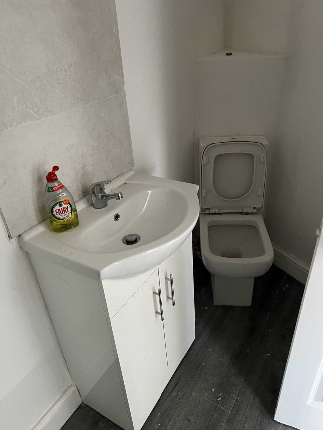 Land rear of 20 Hendon Lane, Finchley, London, N3 1TR 2