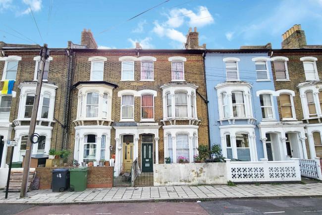 60 Kellet Road, Brixton, London, SW2 1ED
 4