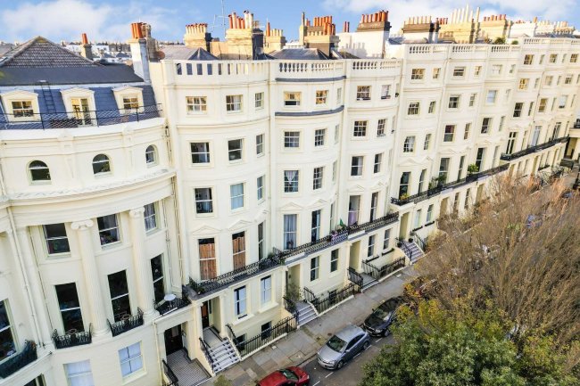 41 Brunswick Square, Hove, East Sussex, BN3 1EE 7