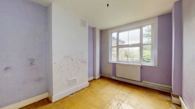 69A Murillo Road, Lewisham, London, SE13 5QG 
 6