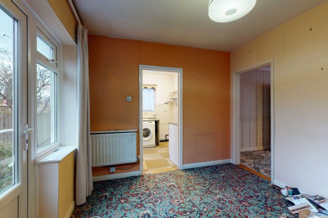 154 Felstead Road, Orpington, Kent, BR6 9AF 6