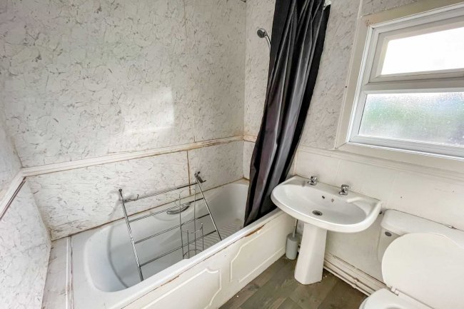 20 Bingham Street Derby DE24 9BS 1