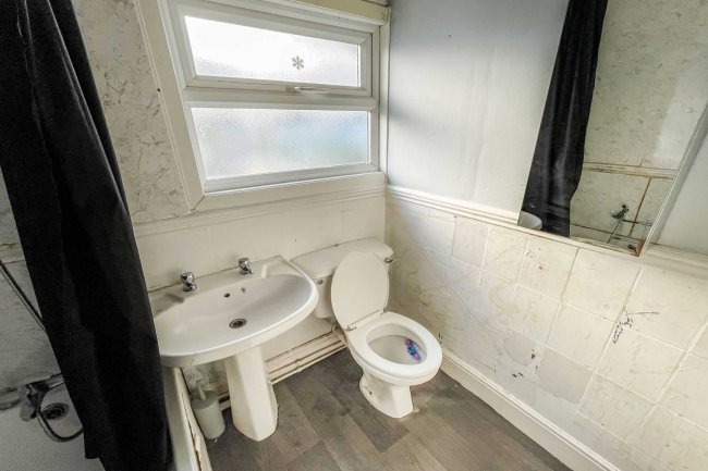 20 Bingham Street Derby DE24 9BS 1