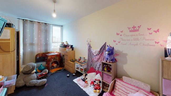 9 Beckley House, Hamlets Way, Mile End, London E3 4SZ 10