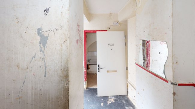 240A Gloucester Terrace, Bayswater, London W2 6HU 2