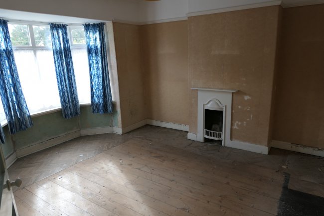 25 Hatton Street, Wellingborough, Northamptonshire NN8 5AW 6