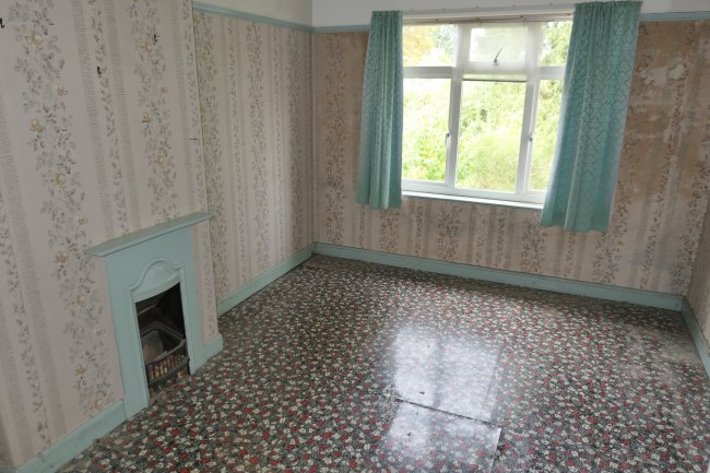 25 Hatton Street, Wellingborough, Northamptonshire NN8 5AW 6