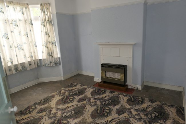 25 Hatton Street, Wellingborough, Northamptonshire NN8 5AW 6