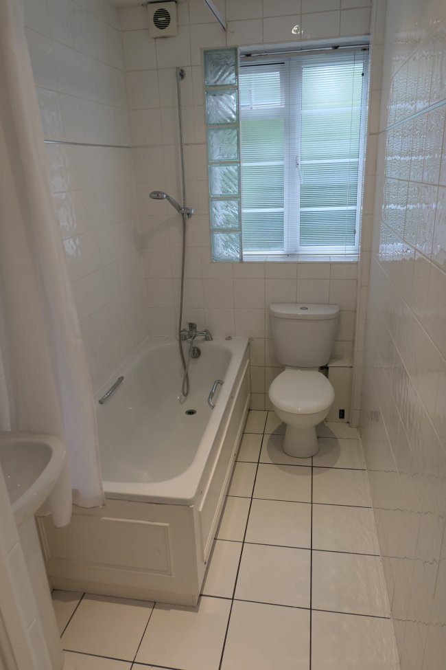 35 Langham Court, Wyke Road, Rayners Park, London SW20 8RP 3