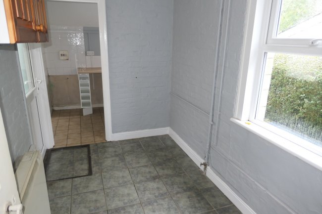 17 Avon View, Bath Road, Devizes, Wiltshire SN10 1PH 7