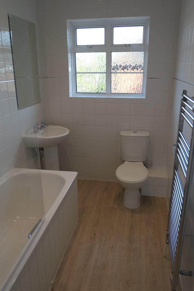 85 St Leonards Court, St Leonards Road, East Sheen, London SW14 7LS 9