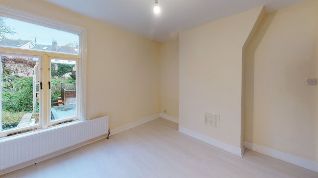 20 Borough Hill, Croydon, Surrey CR0 4LN 4