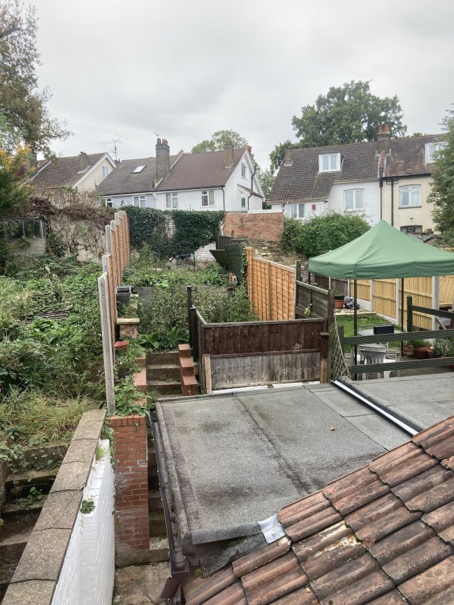 20 Borough Hill, Croydon, Surrey CR0 4LN 4