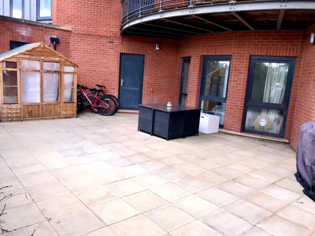 110 New Atlas Wharf, 3 Arnhem Place, Isle of Dogs, London E14 3ST 9