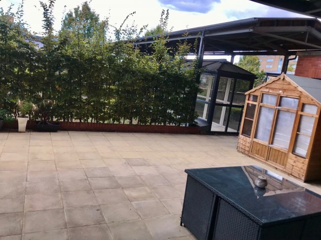 110 New Atlas Wharf, 3 Arnhem Place, Isle of Dogs, London E14 3ST 9