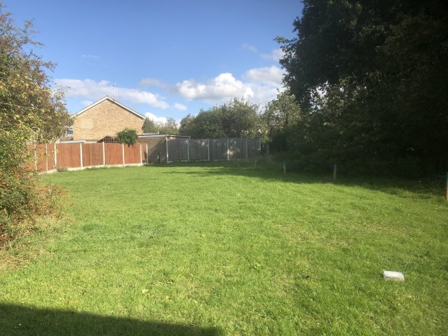Land adj to 48 Mayne Crest, Chelmsford, Essex CM1 6UB 5