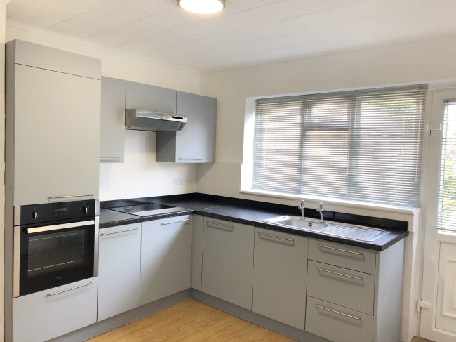 34 Betterton Road, Rainham, Essex RM13 8NB 10