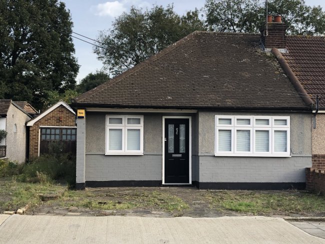 34 Betterton Road, Rainham, Essex RM13 8NB 10