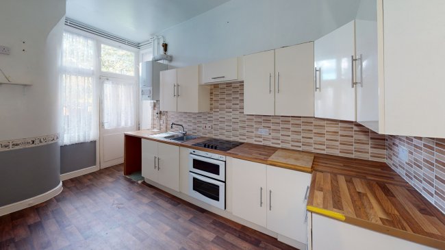 77A Charlton Road, Blackheath, London SE3 8TH 4