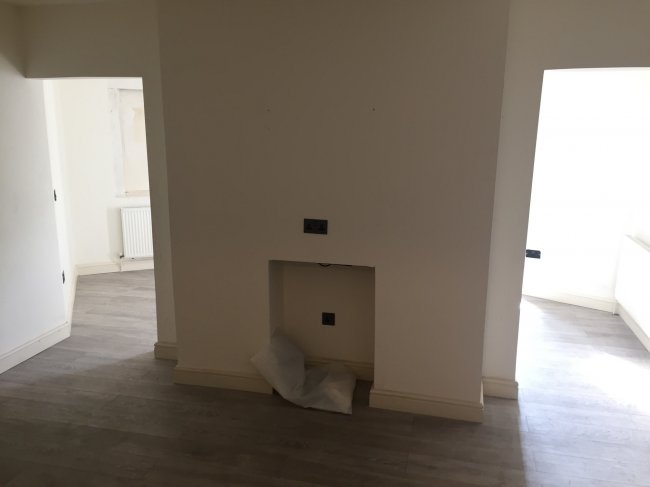 21 Cressy House, Hannibal Road, Stepney Green, London E1 3JE 2