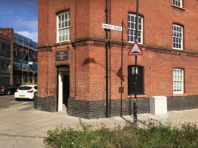 21 Cressy House, Hannibal Road, Stepney Green, London E1 3JE 2