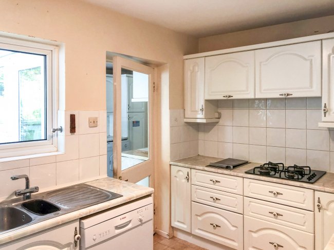 22 Arno Road, Prenton CH43 5UX 2