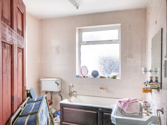 172 The Parade, Greatstone-on-Sea, New Romney, Kent, TN28 8RP 6