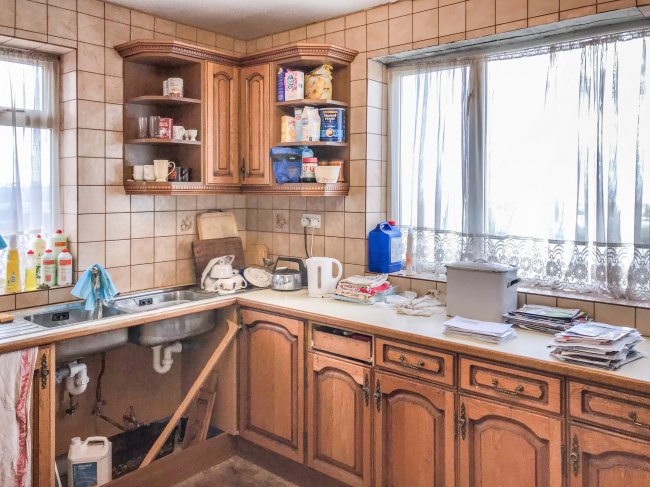 172 The Parade, Greatstone-on-Sea, New Romney, Kent, TN28 8RP 6