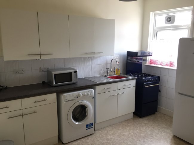 First Floor Flat, 31 Arnold Road, Tottenham, London N15 4JF 9