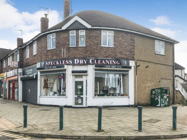 71 Poole Road, Epsom, Surrey, KT19 9SQ 8