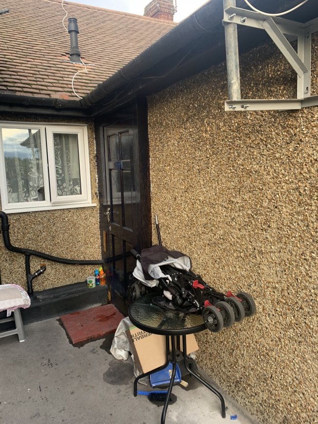 69 Poole Road, Epsom, Surrey, KT19 9SQ 2