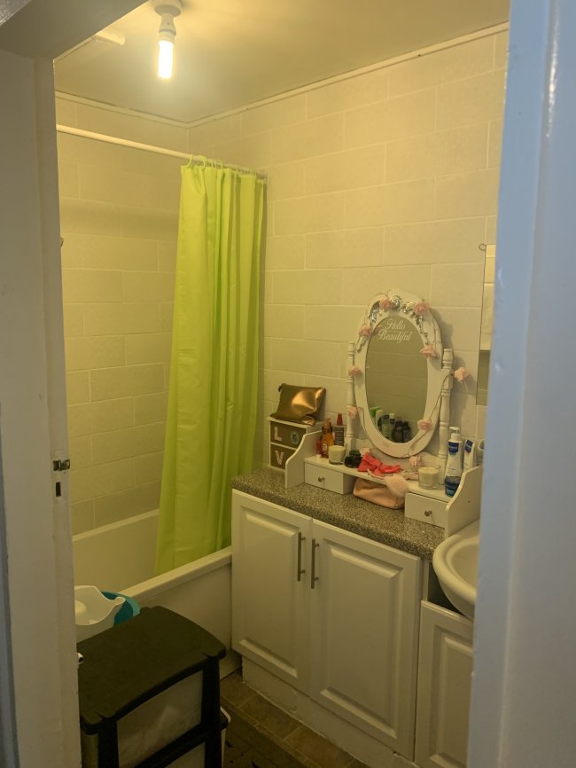 69 Poole Road, Epsom, Surrey, KT19 9SQ 2