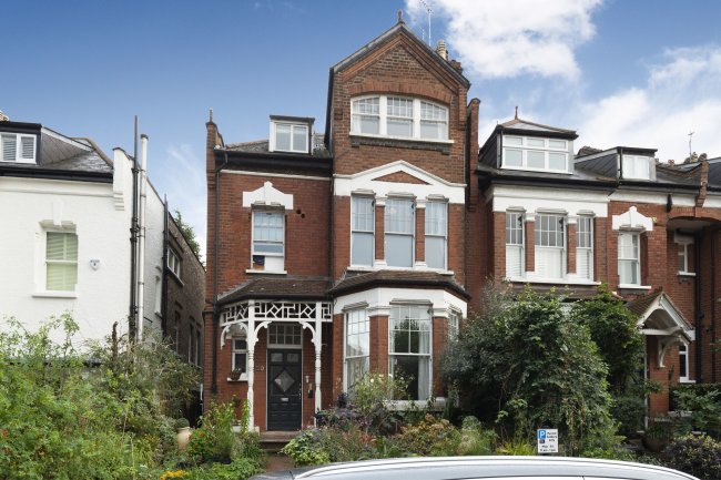 Basement, 30 Church Crescent, London N10 3NE 2